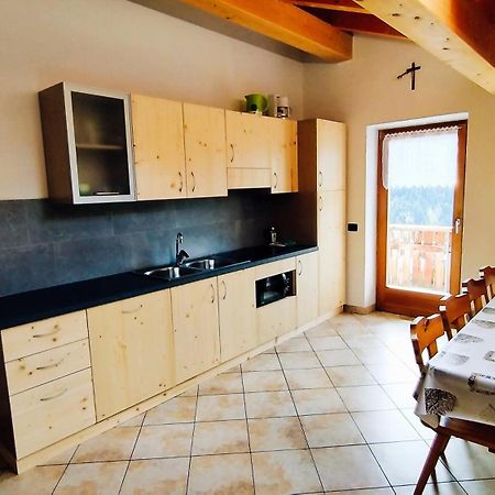 La Majon Apartment Colle Santa Lucia Bagian luar foto